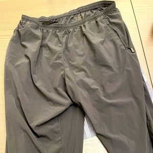 Equinox brand Black Workout Pants (Size XXL)